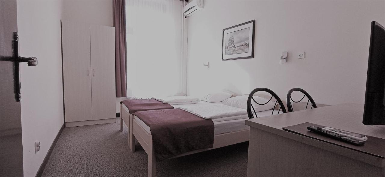 Hotel Vojvodina Novi Sad Buitenkant foto