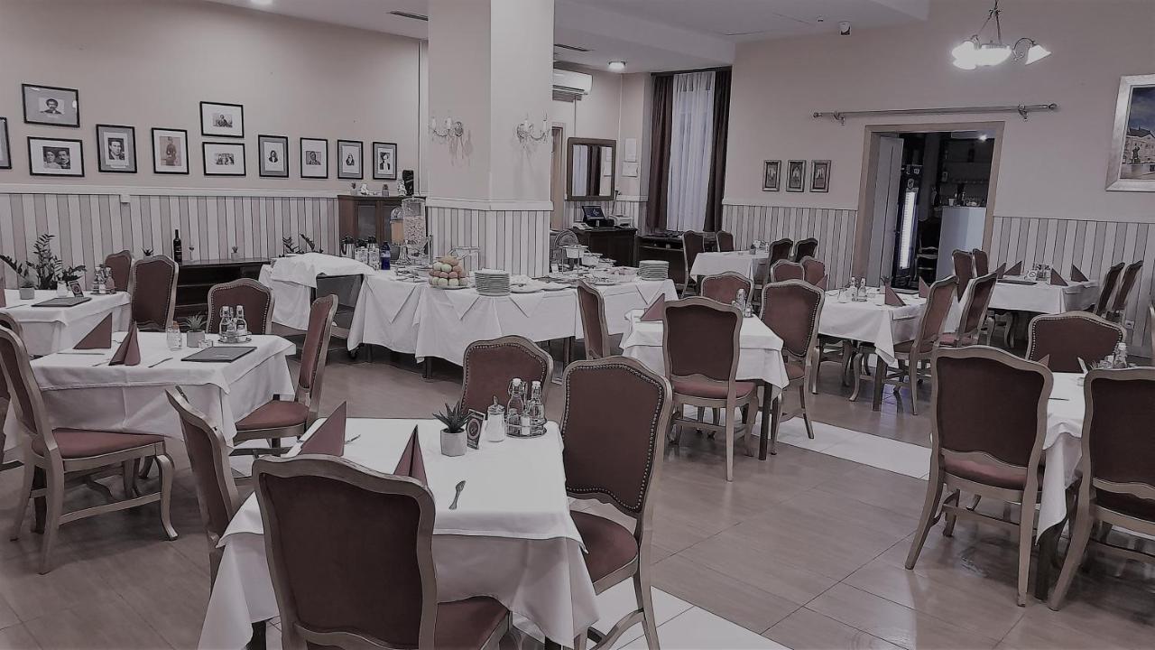Hotel Vojvodina Novi Sad Buitenkant foto