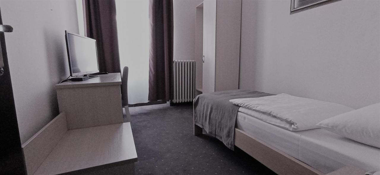 Hotel Vojvodina Novi Sad Buitenkant foto
