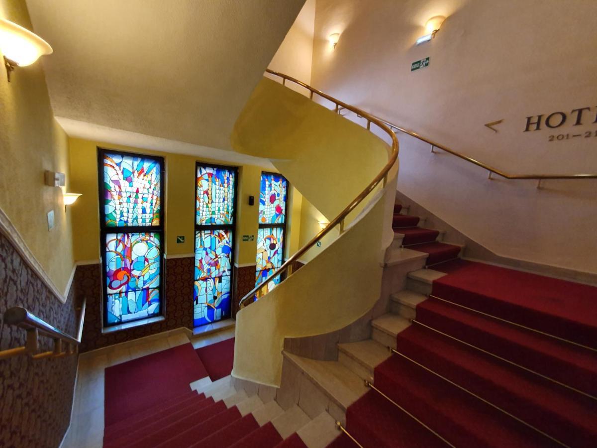 Hotel Vojvodina Novi Sad Buitenkant foto