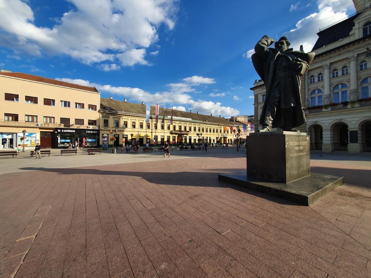 Hotel Vojvodina Novi Sad Buitenkant foto