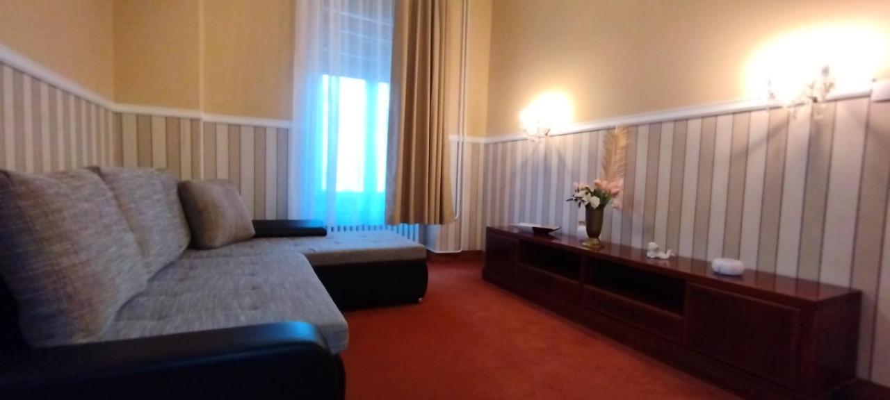 Hotel Vojvodina Novi Sad Buitenkant foto