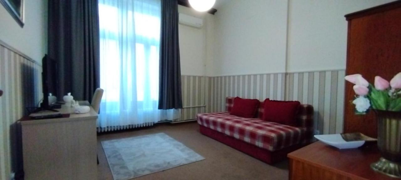 Hotel Vojvodina Novi Sad Buitenkant foto