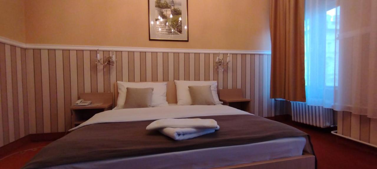 Hotel Vojvodina Novi Sad Buitenkant foto