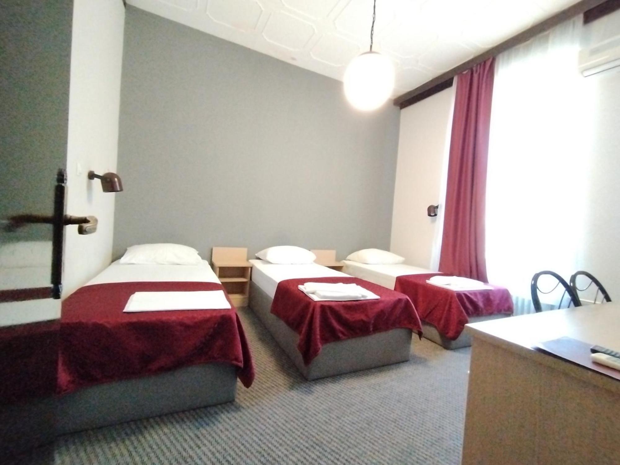 Hotel Vojvodina Novi Sad Buitenkant foto