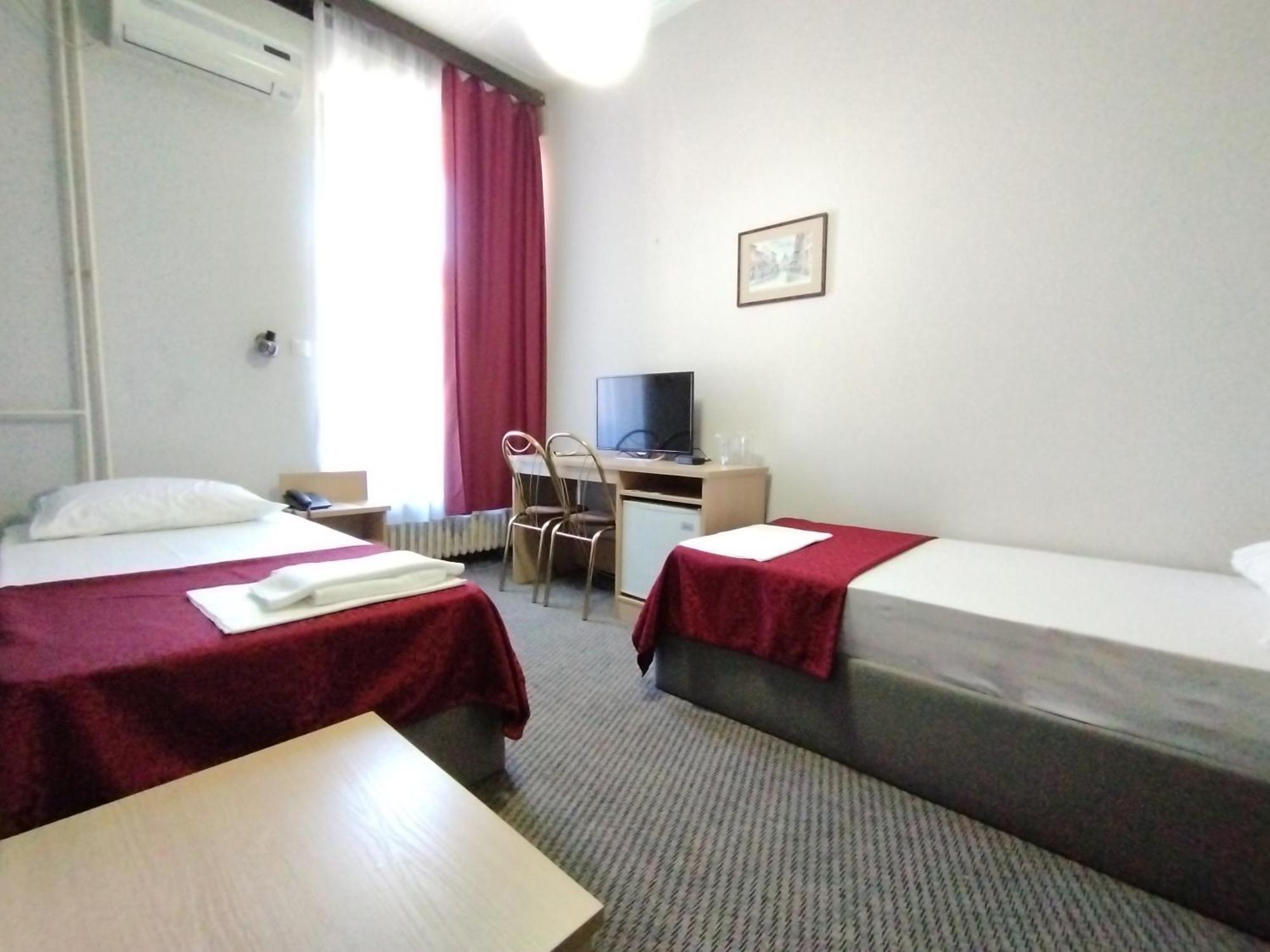 Hotel Vojvodina Novi Sad Buitenkant foto