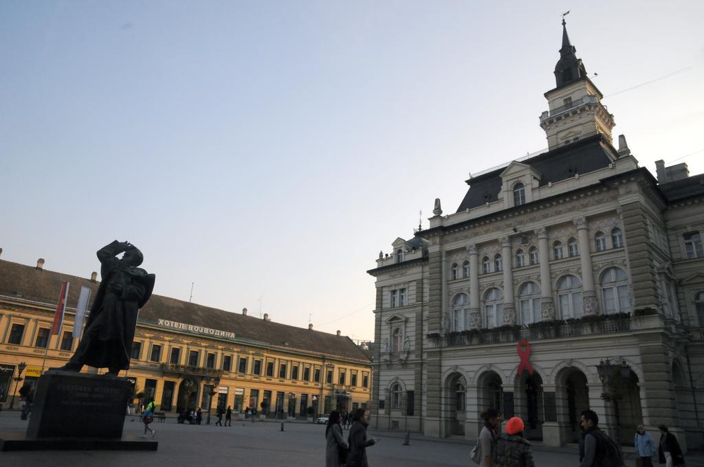 Hotel Vojvodina Novi Sad Buitenkant foto